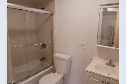 571 Bloomfield Ave, Montclair, NJ 07042 - Photo 9
