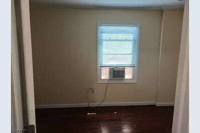 571 Bloomfield Ave, Montclair, NJ 07042 - Photo 11
