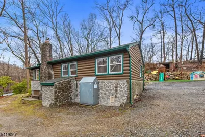 111 N Shore Rd, Byram Township, NJ 07821 - Photo 17