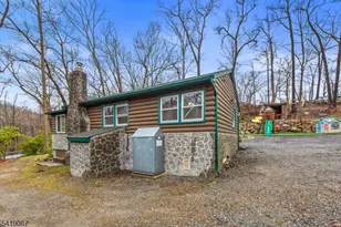 111 N Shore Rd, Byram Township, NJ 07821 - Photo 17