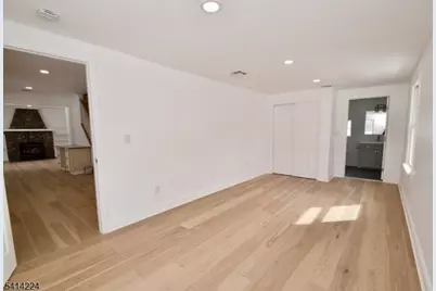 5612 Berkshire Valley Rd, Jefferson Township, NJ 07438 - Photo 9