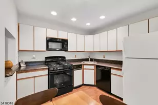 347 Penns Way, Bernards Township, NJ 07920 - Photo 11