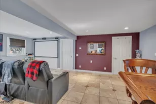 49 Laguna Dr, Wayne, NJ 07470 - Photo 23