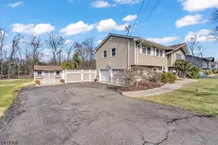 49 Laguna Dr, Wayne, NJ 07470 - Photo 33