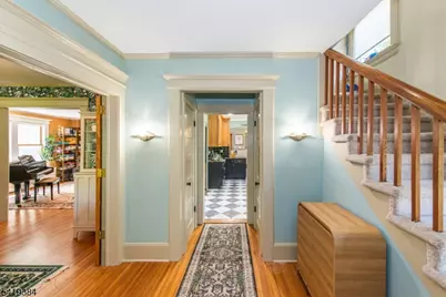 530 Up Mountain Avenue, Montclair, NJ 07043 - Photo 5