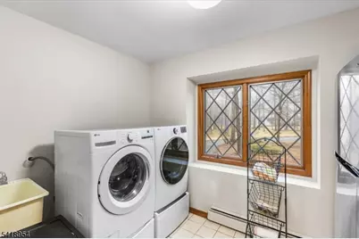 36 Westbury Dr, Sparta Township, NJ 07871 - Photo 21