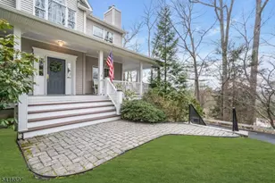 72 Gillette Rd, Long Hill Township, NJ 07933 - Photo 5