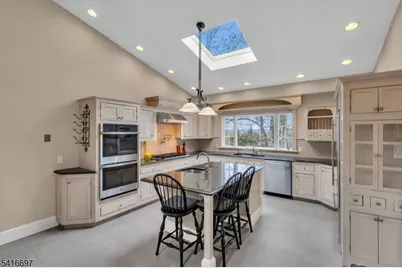 72 Gillette Road, Long Hill Township, NJ 07933 - Photo 21