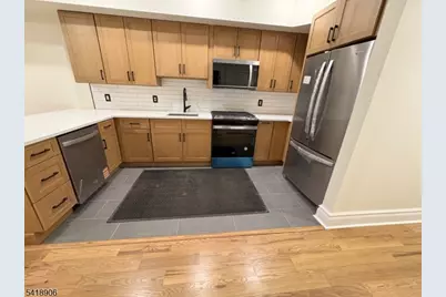 438 S 11th St #2, Newark, NJ 07103 - Photo 1