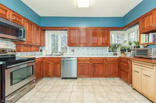 10 Farview Ave, Randolph Township, NJ 07869 - Photo 5