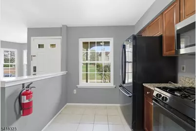 809 Porter Way, Bridgewater, NJ 08807 - Photo 5