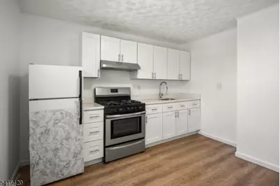 134 Burgess Pl, Passaic, NJ 07055 - Photo 13