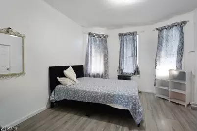 134 Burgess Pl, Passaic, NJ 07055 - Photo 33