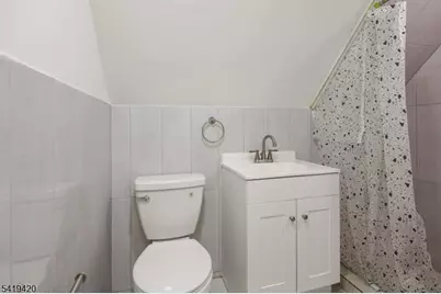 134 Burgess Pl, Passaic, NJ 07055 - Photo 21