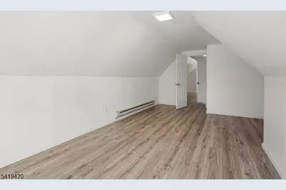 134 Burgess Pl, Passaic, NJ 07055 - Photo 17