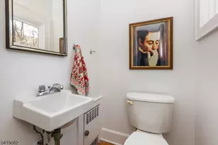 227 Grove St, Montclair, NJ 07042 - Photo 23