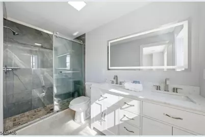 60 Dewitt St, Garfield, NJ 07026 - Photo 7