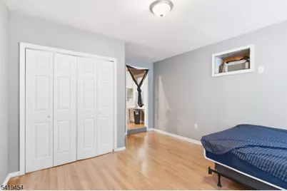 61 Cutler St, Newark, NJ 07104 - Photo 9