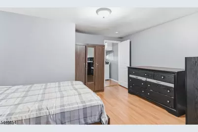 61 Cutler St, Newark, NJ 07104 - Photo 17