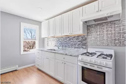 61 Cutler St, Newark, NJ 07104 - Photo 13