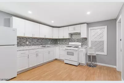 61 Cutler St, Newark, NJ 07104 - Photo 7