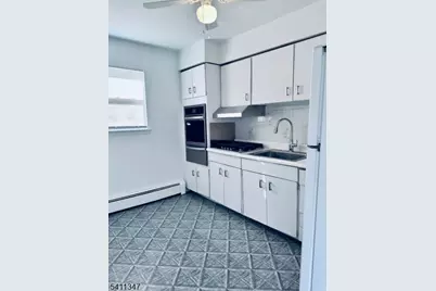 1163B Valley Rd #B, Wayne, NJ 07470 - Photo 3