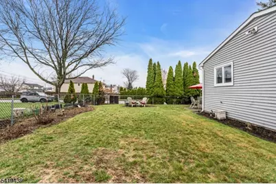 40 Highfield Ln, Nutley, NJ 07110 - Photo 29