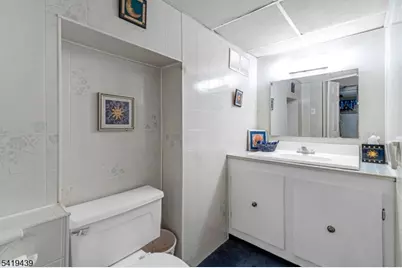 40 Highfield Ln, Nutley, NJ 07110 - Photo 25