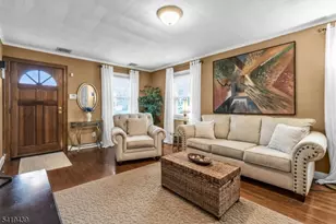 40 Highfield Ln, Nutley, NJ 07110 - Photo 3