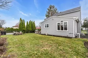 40 Highfield Ln, Nutley, NJ 07110 - Photo 31