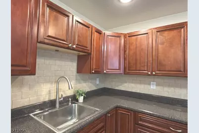 39 Glenridge Ave #5, Montclair, NJ 07042 - Photo 7