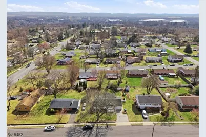 808 Charles Rd, Lopatcong Township, NJ 08865 - Photo 7