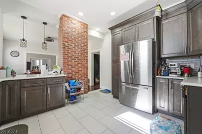 103 W Price St, Linden, NJ 07036 - Photo 11