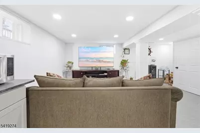 103 W Price St, Linden, NJ 07036 - Photo 25