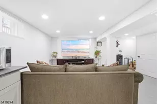 103 W Price St, Linden, NJ 07036 - Photo 25