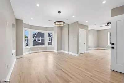 49 Park Ave #2, Madison, NJ 07940 - Photo 5