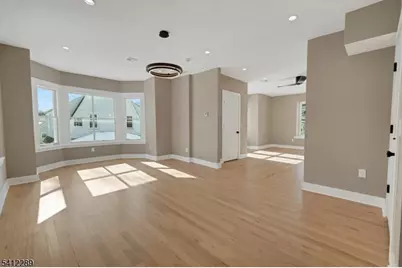 49 Park Ave #2, Madison, NJ 07940 - Photo 3