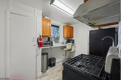 458 Fairview Ave, Orange, NJ 07050 - Photo 25