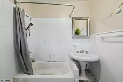 458 Fairview Ave, Orange, NJ 07050 - Photo 33