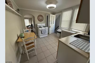 22 Lincoln Ave 2nd Floor, Little Falls Township, NJ 07424 - Photo 11