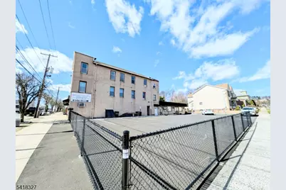 239 Union Blvd, Totowa, NJ 07512 - Photo 15
