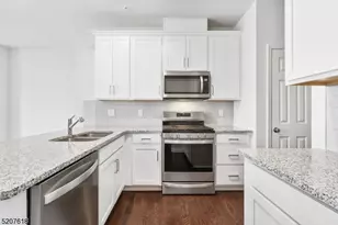 3 Sadie Cir, Union Township, NJ 07083 - Photo 3