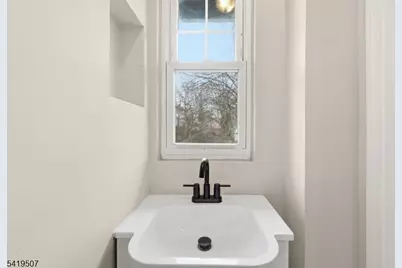 106 Freeman Ave, East Orange, NJ 07018 - Photo 23