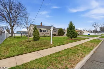 317 Ledden Ter, South Plainfield, NJ 07080 - Photo 3