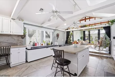 9 Harvard Ter, West Orange Township, NJ 07052 - Photo 5