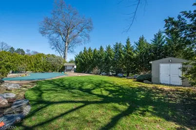 19 Caryn Place, Fairfield, NJ 07004 - Photo 37