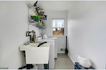 3 Page Pl, Livingston, NJ 07039 - Photo 15