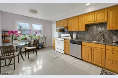 3 Page Pl, Livingston, NJ 07039 - Photo 13