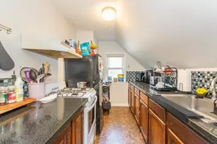 530 Up Mountain Ave, Montclair, NJ 07043 - Photo 33