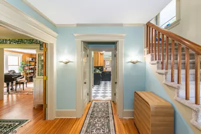 530 Up Mountain Avenue, Montclair, NJ 07043 - Photo 5